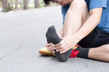 plantar fasciitis in the Tarrant County: Arlington, Fort Worth, Haltom City, Euless, Bedford, Dallas County: Dallas, Irving, Grand Prairie, Farmers Branch, Denton County: Flower Mound, Denton, Collin County: Plano, Garland areas